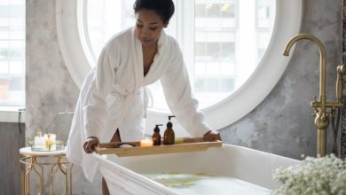 10 فوائد للحمّام الملحيّ