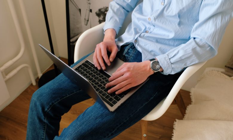 زيادة لأسعار الانترنت والمحمول